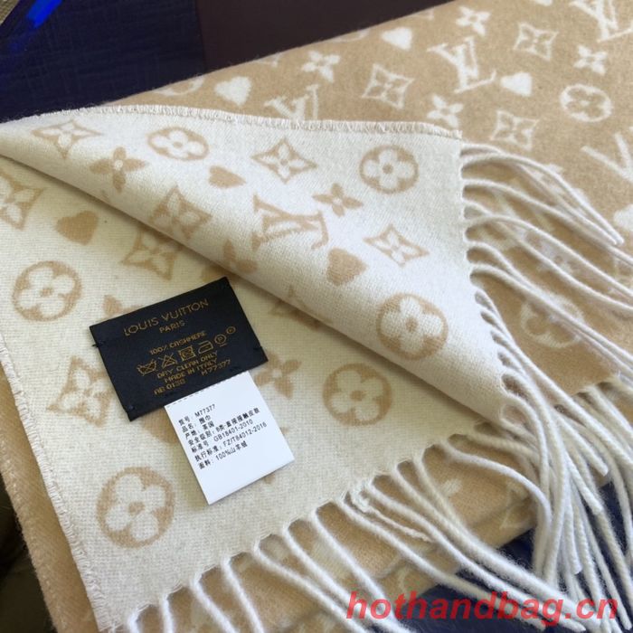 Louis Vuitton Scarf LVC00043