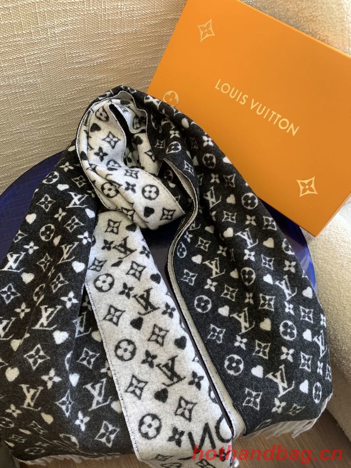 Louis Vuitton Scarf LVC00044