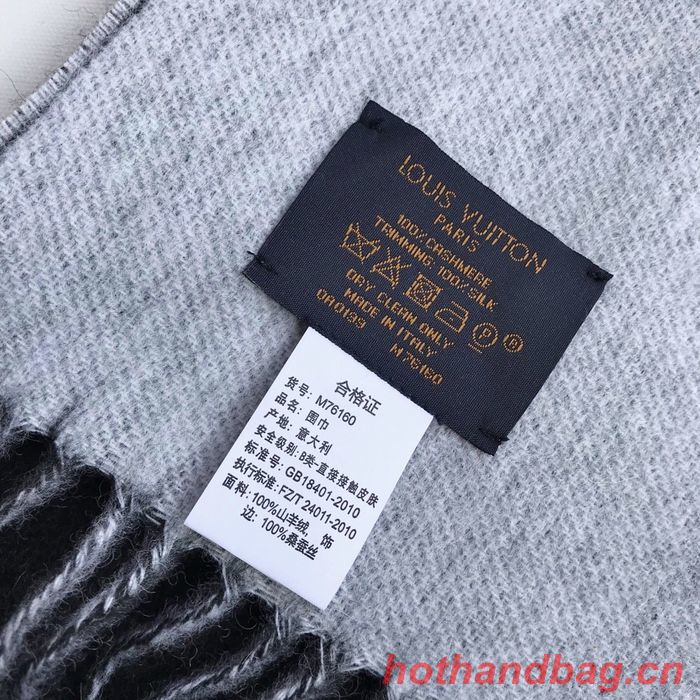 Louis Vuitton Scarf LVC00046