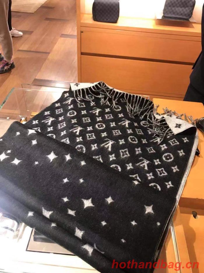 Louis Vuitton Scarf LVC00047