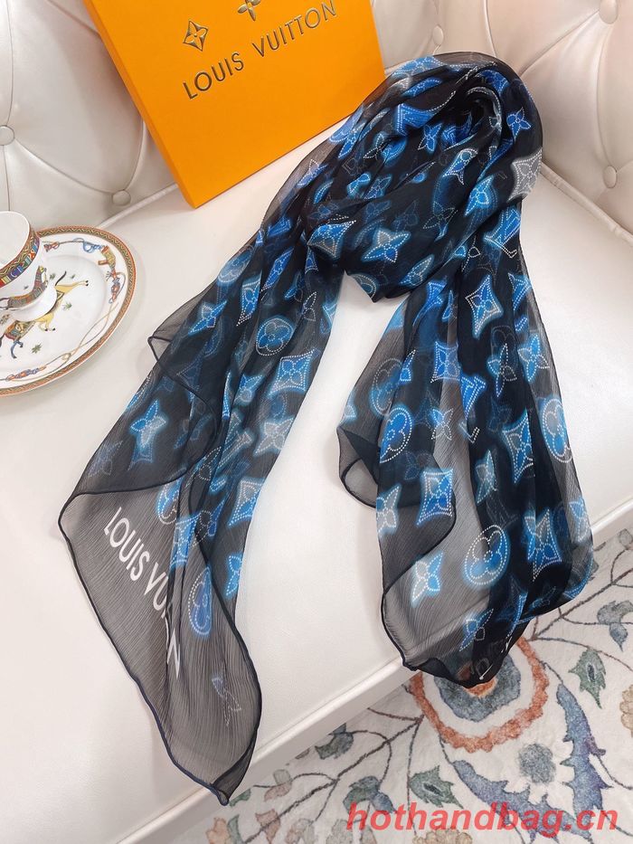 Louis Vuitton Scarf LVC00052