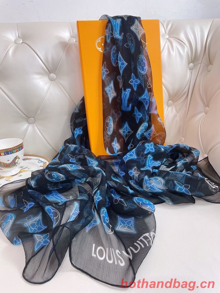 Louis Vuitton Scarf LVC00052