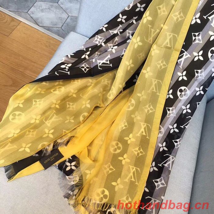 Louis Vuitton Scarf LVC00074