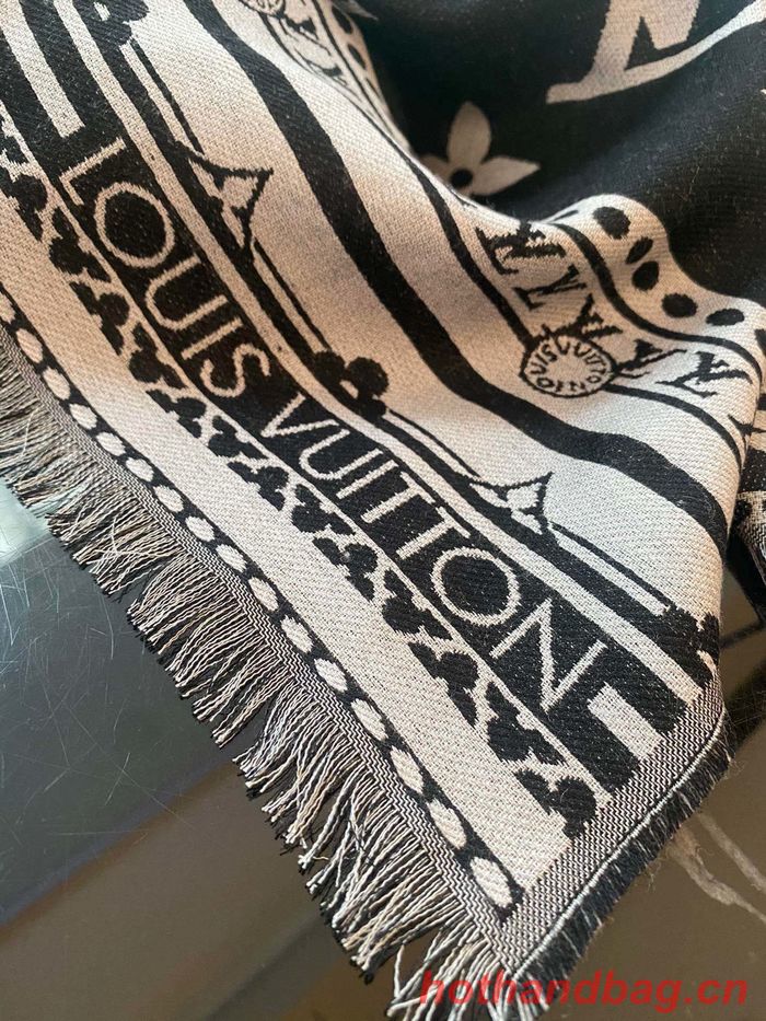 Louis Vuitton Scarf LVC00080