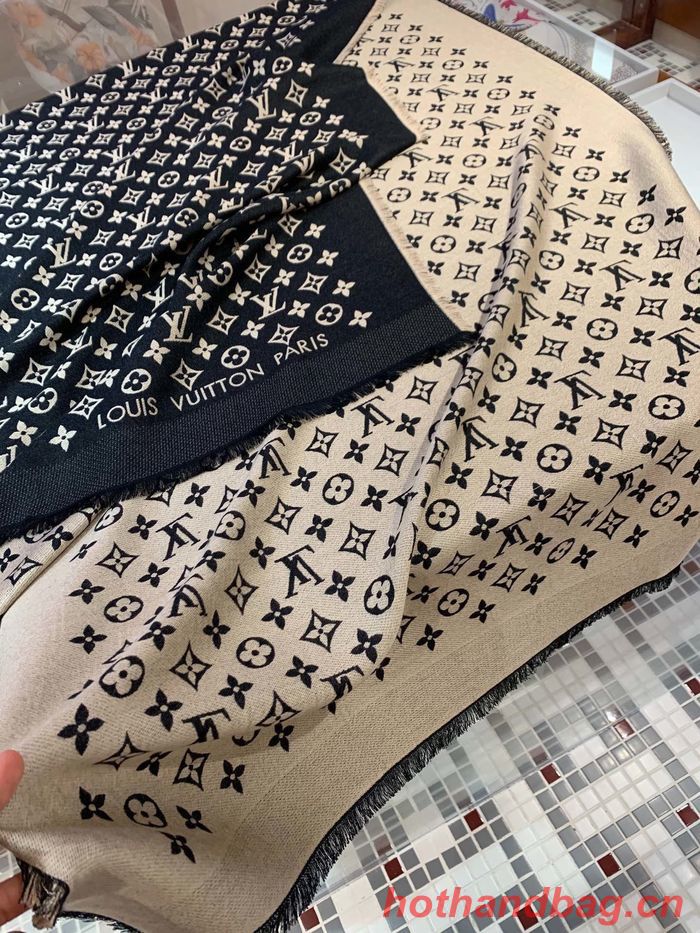 Louis Vuitton Scarf LVC00084