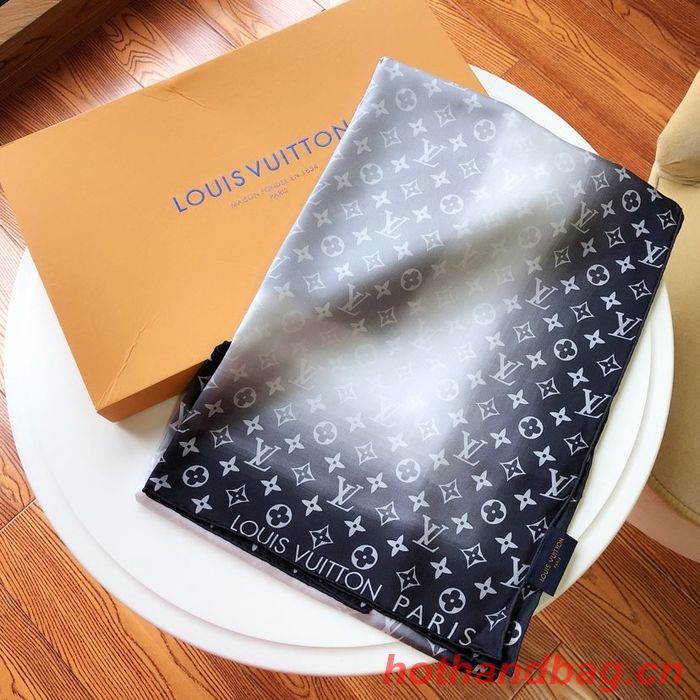 Louis Vuitton Scarf LVC00107