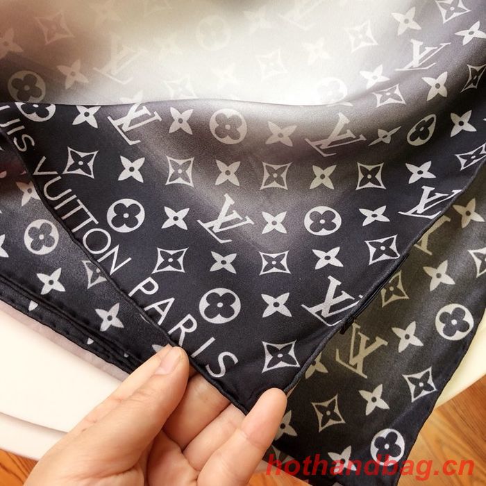 Louis Vuitton Scarf LVC00107