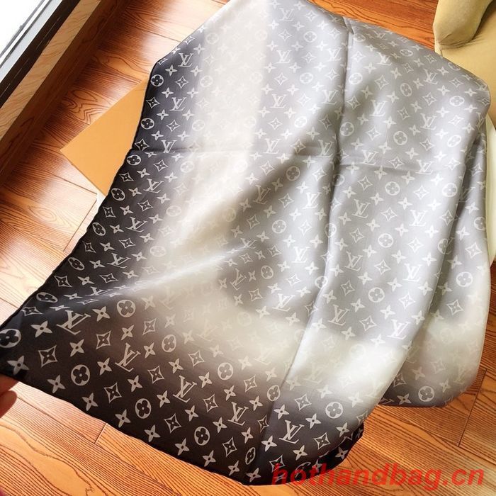 Louis Vuitton Scarf LVC00107