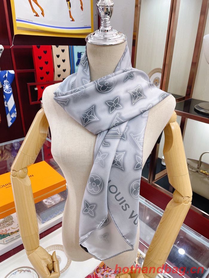 Louis Vuitton Scarf LVC00110