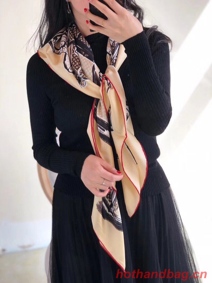 Louis Vuitton Scarf LVC00112