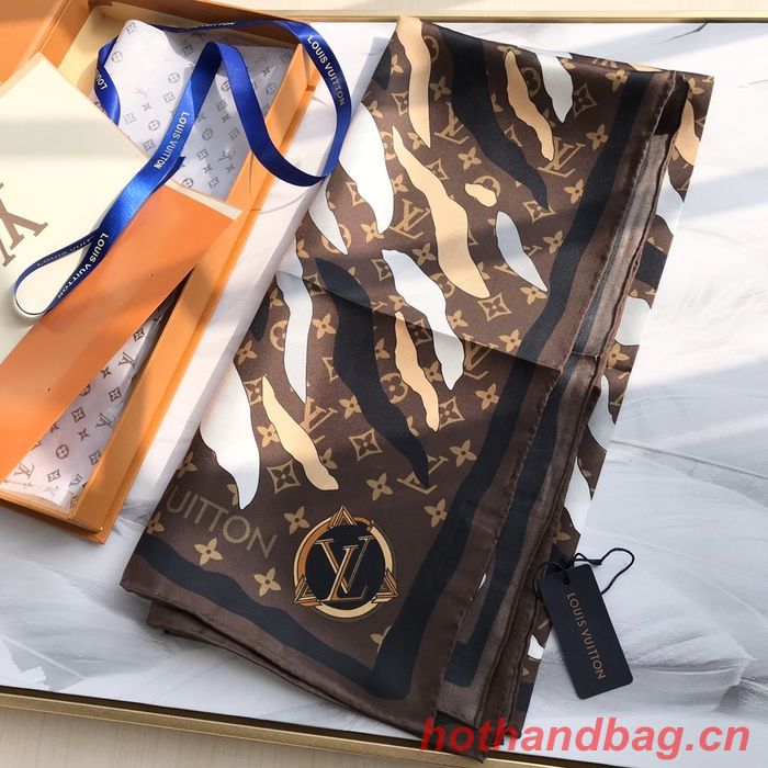 Louis Vuitton Scarf LVC00121