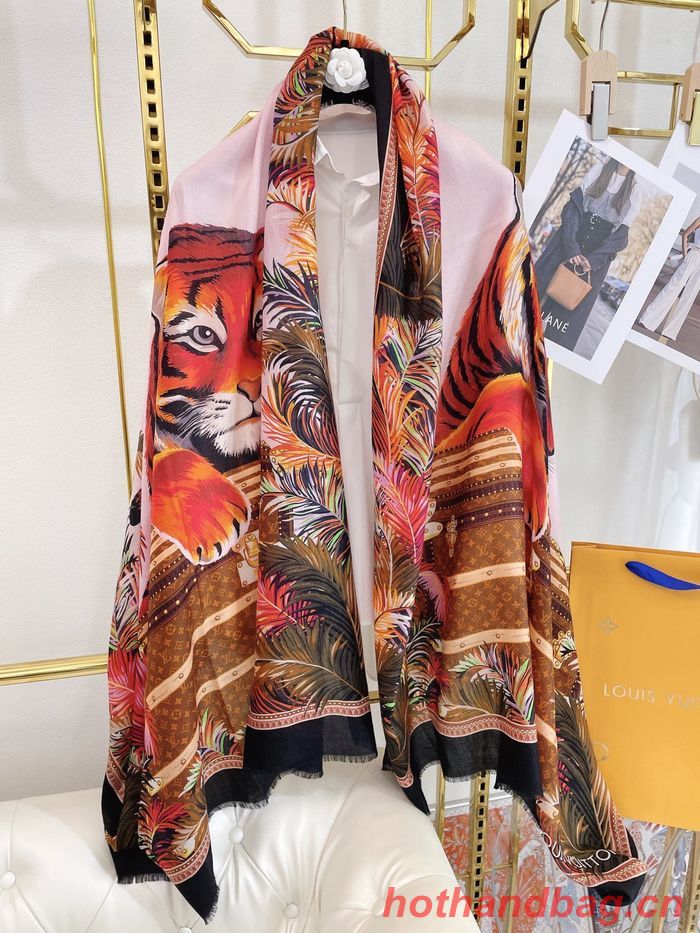 Louis Vuitton Scarf LVC00179