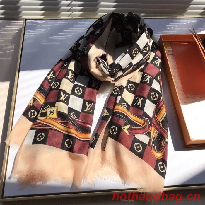 Louis Vuitton Scarf LVC00181