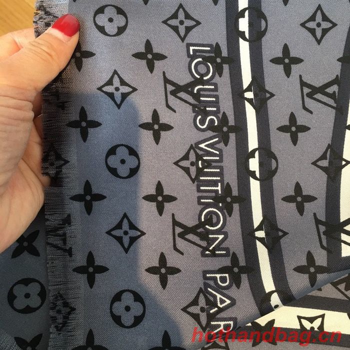 Louis Vuitton Scarf LVC00211