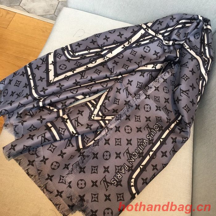 Louis Vuitton Scarf LVC00211