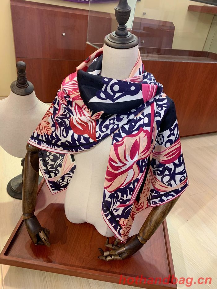 Louis Vuitton Scarf LVC00219