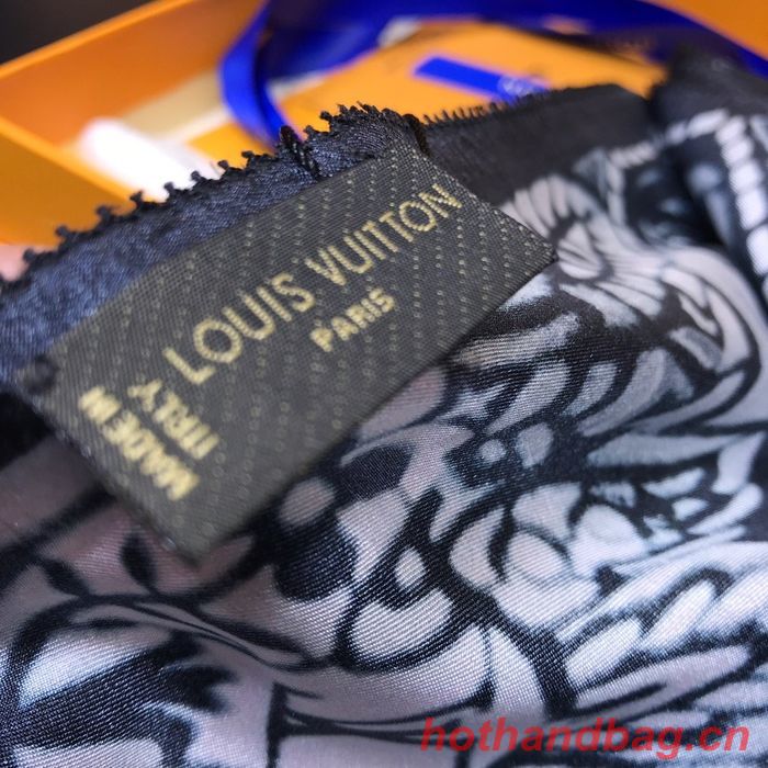 Louis Vuitton Scarf LVC00224