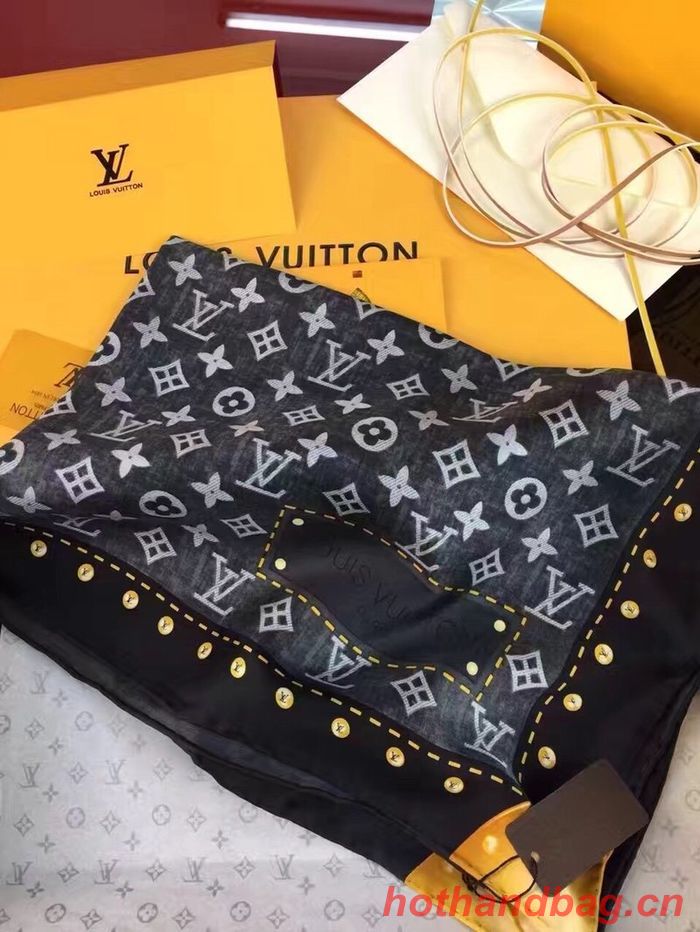 Louis Vuitton Scarf LVC00230