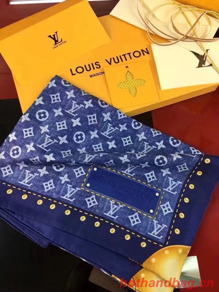 Louis Vuitton Scarf LVC00231