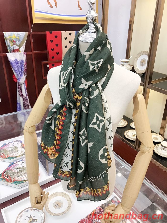 Louis Vuitton Scarf LVC00253