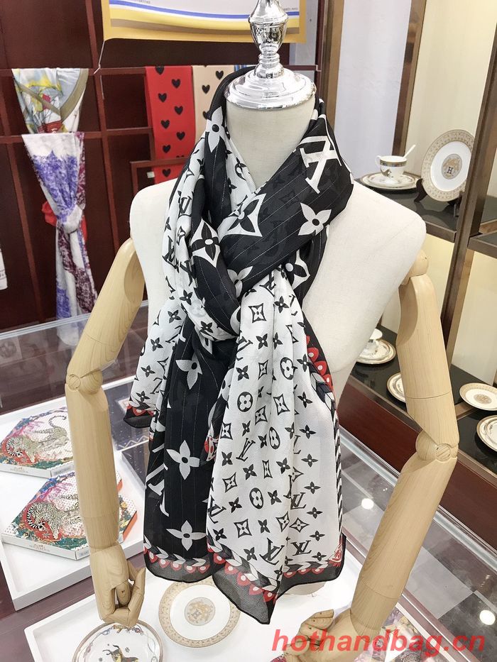 Louis Vuitton Scarf LVC00254