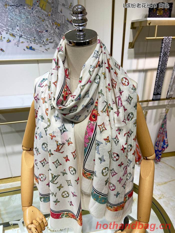 Louis Vuitton Scarf LVC00280