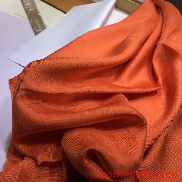 Louis Vuitton Scarf LVC00301