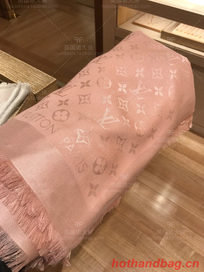 Louis Vuitton Scarf LVC00309