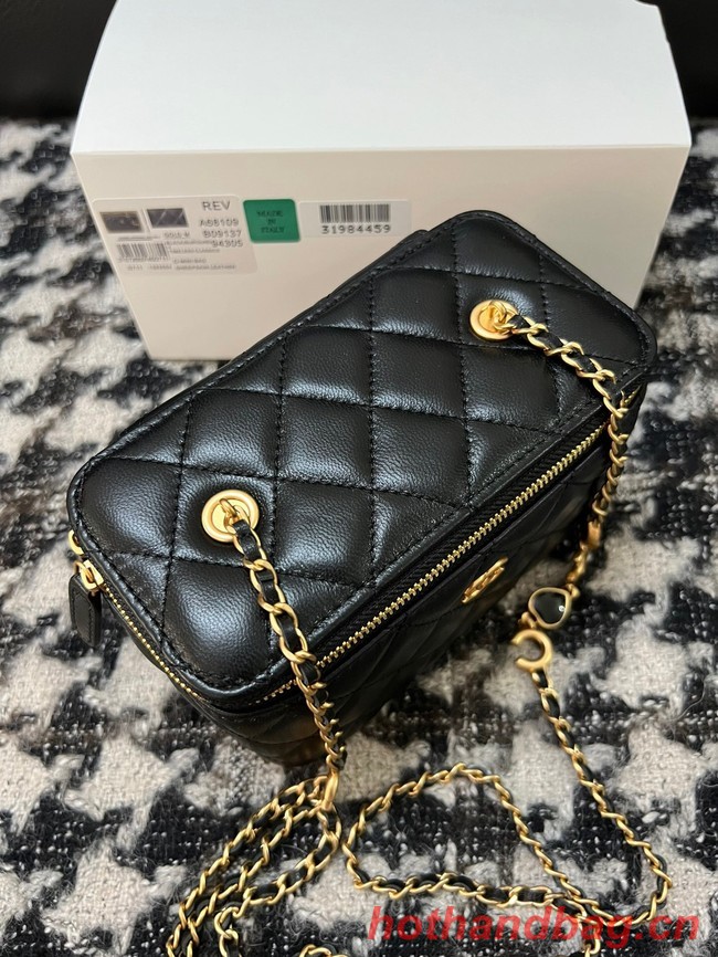 CHANEL VANITY WITH CHAIN 68105 Black