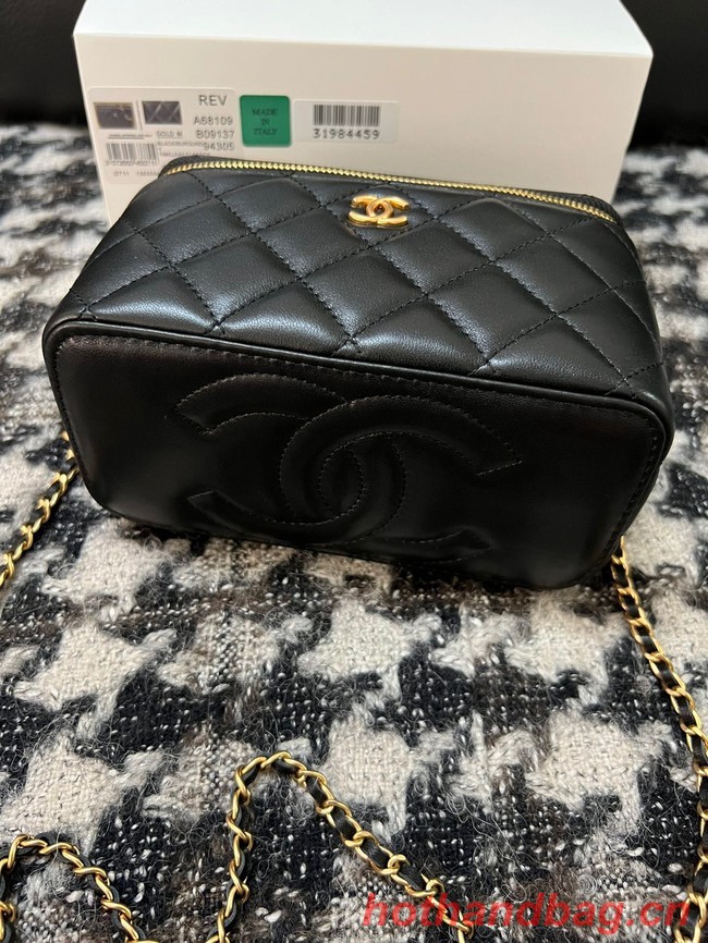 CHANEL VANITY WITH CHAIN 68105 Black