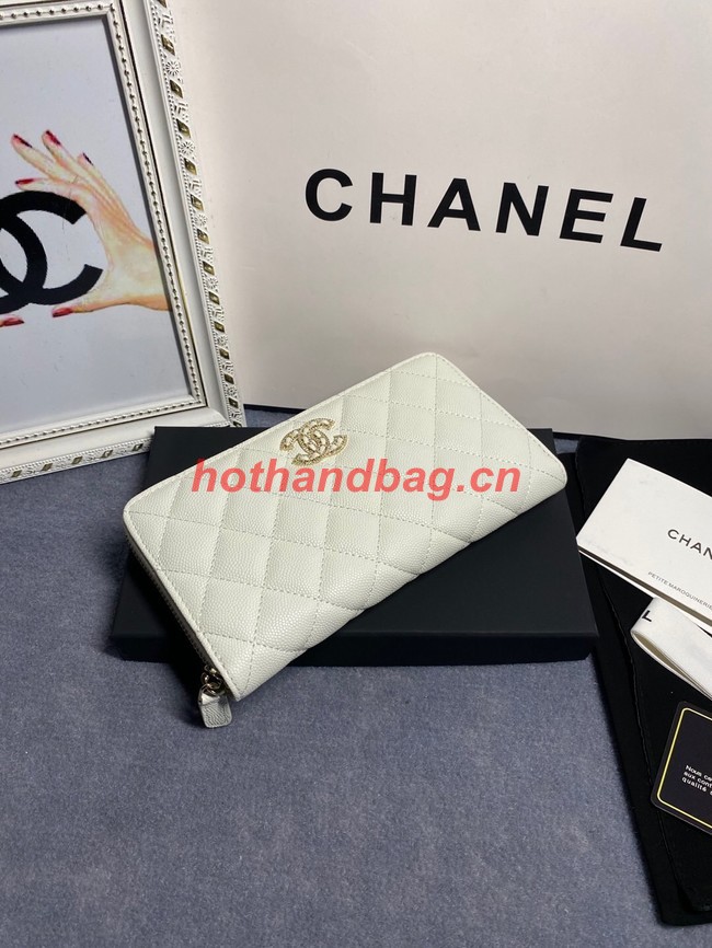 Chanel Calfskin Leather & Gold-Tone Metal AP2739 white