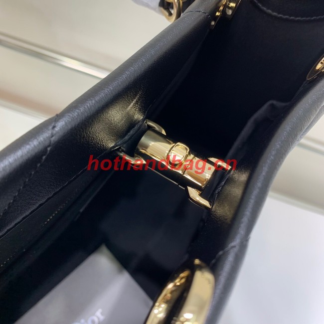 MEDIUM DIOR ESSENTIAL TOTE BAG Calfskin M8721 BLACK