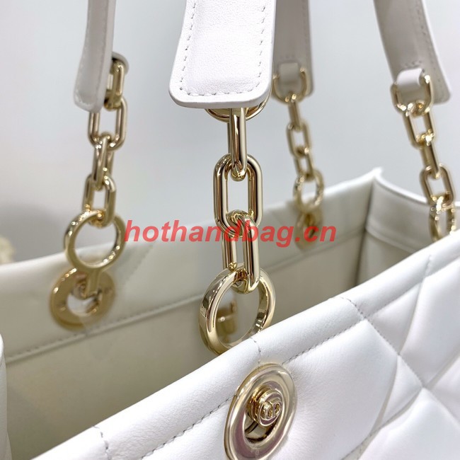 MEDIUM DIOR ESSENTIAL TOTE BAG Calfskin M8721 WHITE