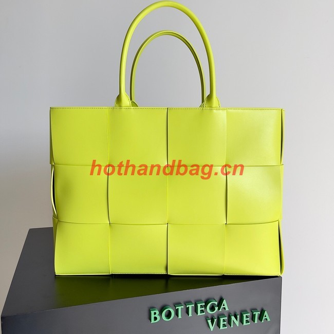 Bottega Veneta ARCO TOTE Large intrecciato grained leather tote bag 652868 yellow