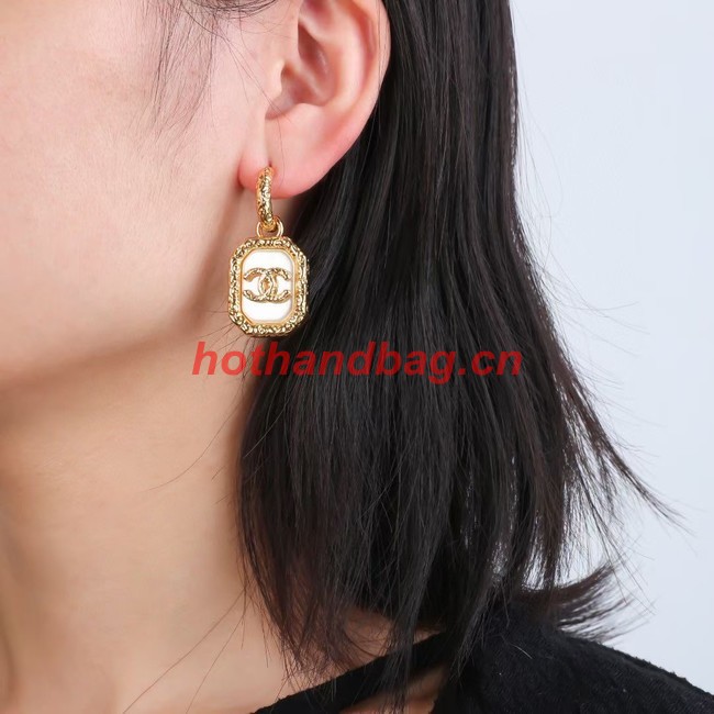 Chanel Earrings CE9586