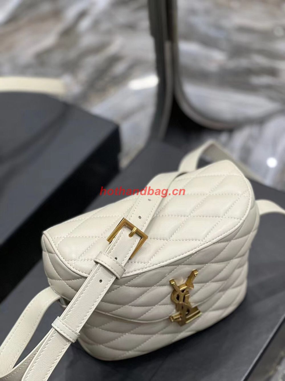 SAINT LAUREN JUNE BOX BAG IN QUILTED LAMBSKIN 7100801 cream