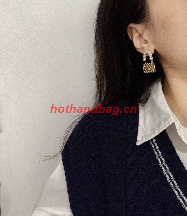 Chanel Earrings CE9626