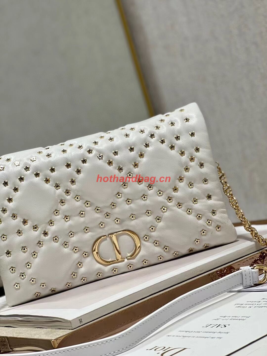 DIOR CARO MACROCANNAGE POUCH Macrocannage Calfskin with Star Motif S5135BB white