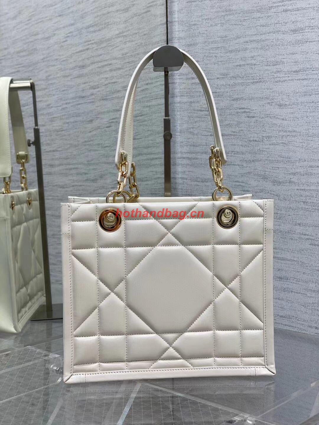 SMALL DIOR ESSENTIAL TOTE BAG Hazelnut Archicannage Calfskin M87211 WHITE