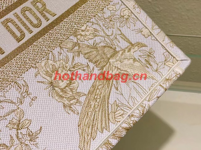 LARGE DIOR BOOK TOTE Dior Jardin d Hiver Embroidery with Gold-Tone Metallic Thread M1286