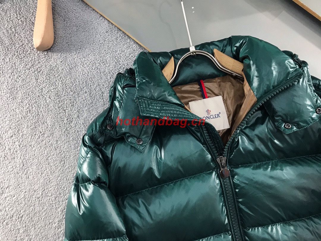 Moncler Couple Top Quality Down Coat MC302730 Green