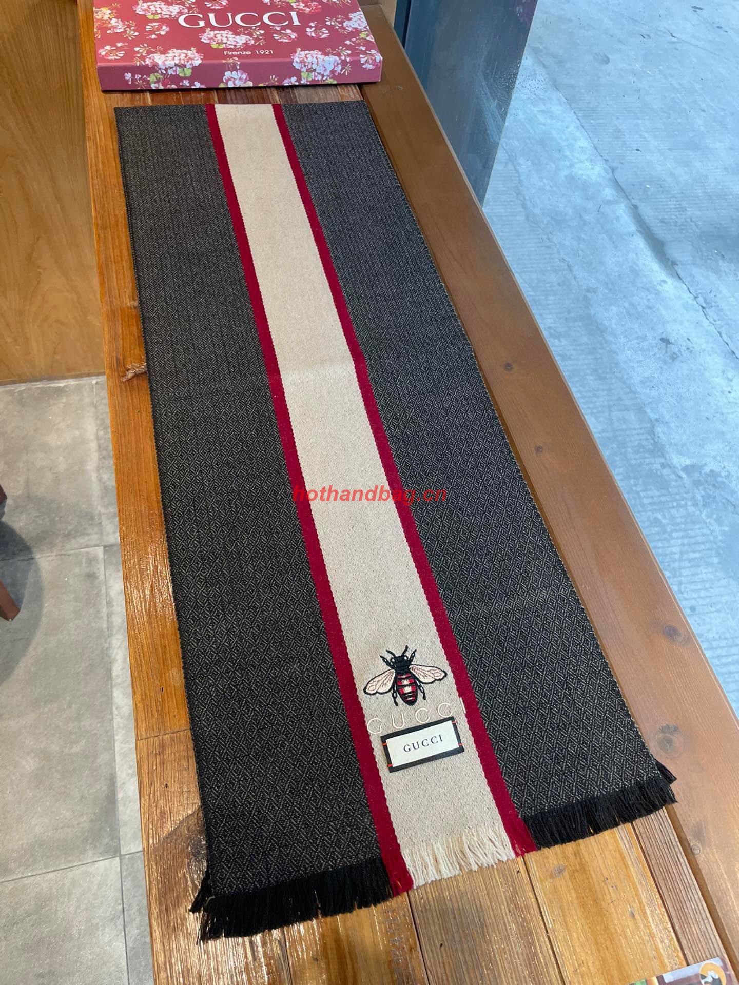 Gucci Scarf GG2357