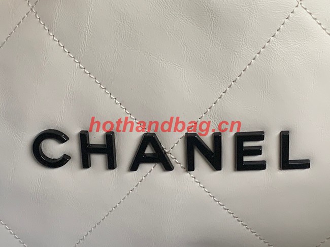 LARGE BACK PACK CHANEL 22 AS3313 WHITE&BLACK