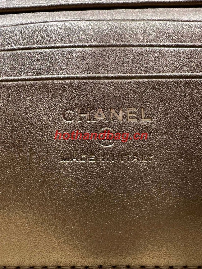 CHANEL VANITY WITH CHAIN 68106 green