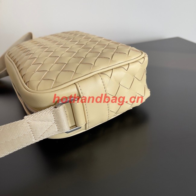 Bottega Veneta camera bag A66655 apricot