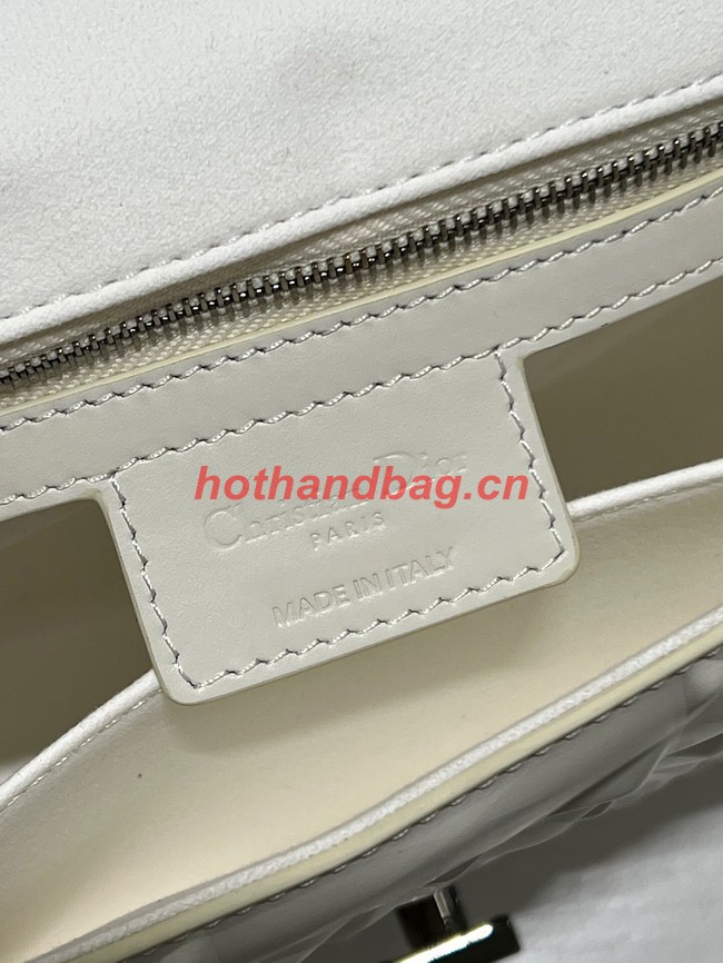 MEDIUM DIOR CARO BAG Cannage Calfskin with Diamond Motif M9241UW white&black