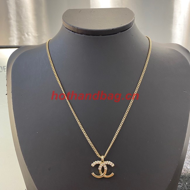 Chanel Necklace CE10090