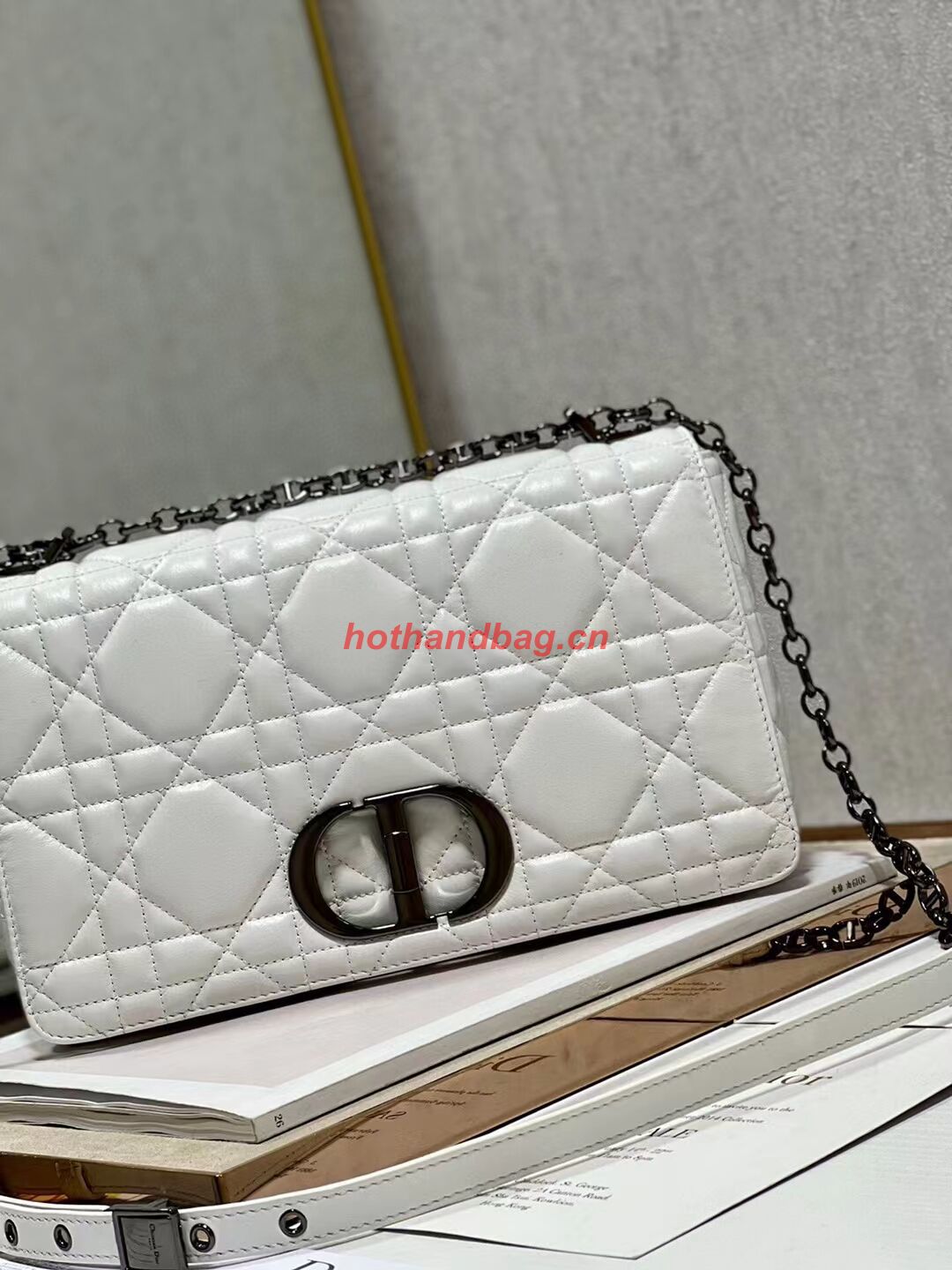 LARGE DIOR CARO BAG Supple Cannage Calfskin C3155 white&black