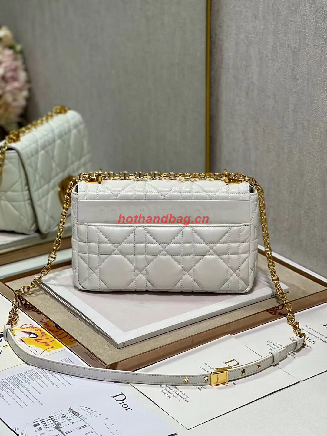 MEDIUM DIOR CARO BAG Supple Cannage Calfskin M9242U white&gold