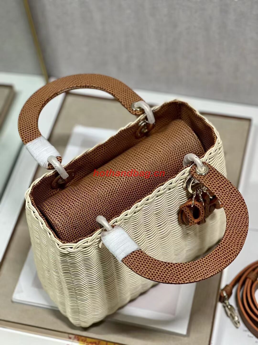 MEDIUM LADY DIOR BAG Natural Wicker and Brown Lizard skin M0565